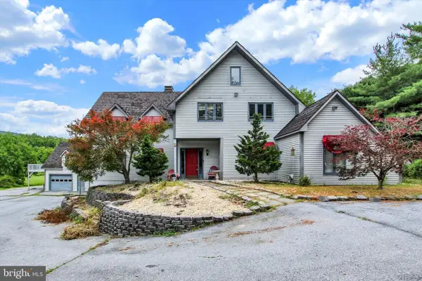 1350 Fishing Creek Valley Rd, HARRISBURG, PA 17112