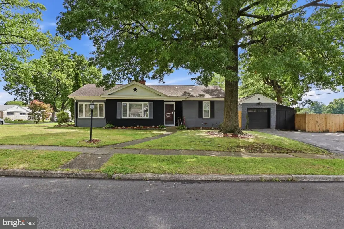 3501 Cloverfield Rd, Harrisburg, PA 17109 - #1