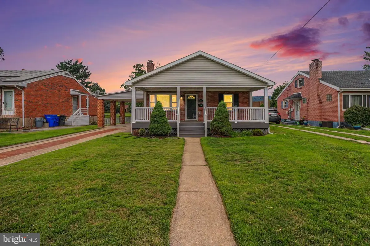 3712 Green St, Harrisburg, PA 17110 - #1