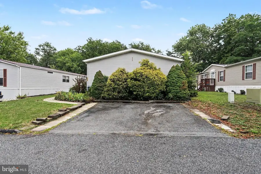 303 Dallas Dr, Grantville, PA 17028 - #3