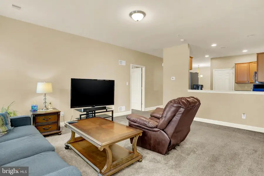 182 Meadowview Dr, Harrisburg, PA 17111 - #3