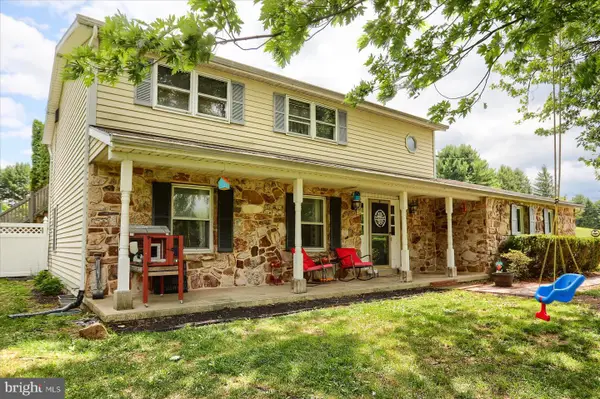 900 S Meadow Ln, PALMYRA, PA 17078