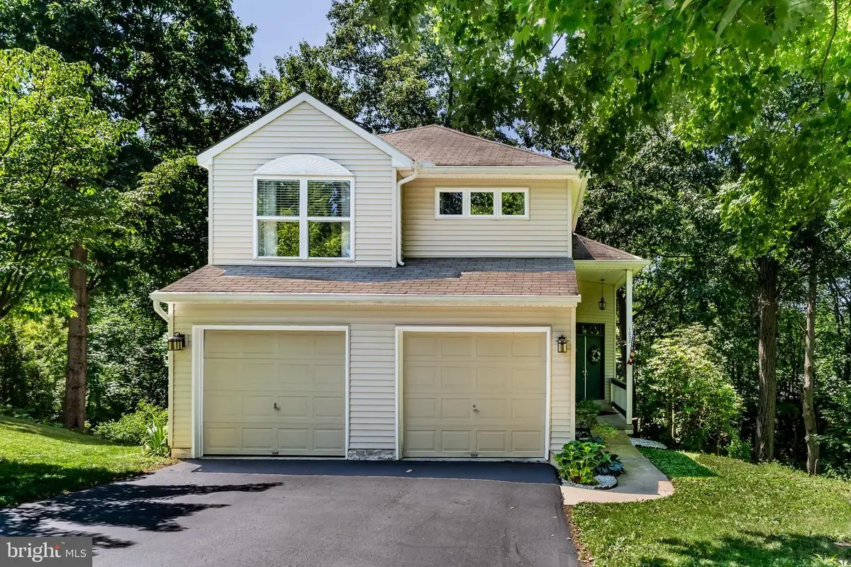 1028 Oak Knoll Dr, Harrisburg, PA 17111 - #1