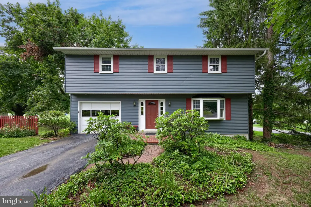 1 Ardmore Dr, Hummelstown, PA 17036 - #1