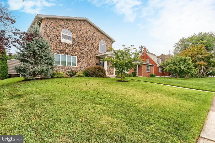 109 N Race St, Middletown, PA 17057 - #3