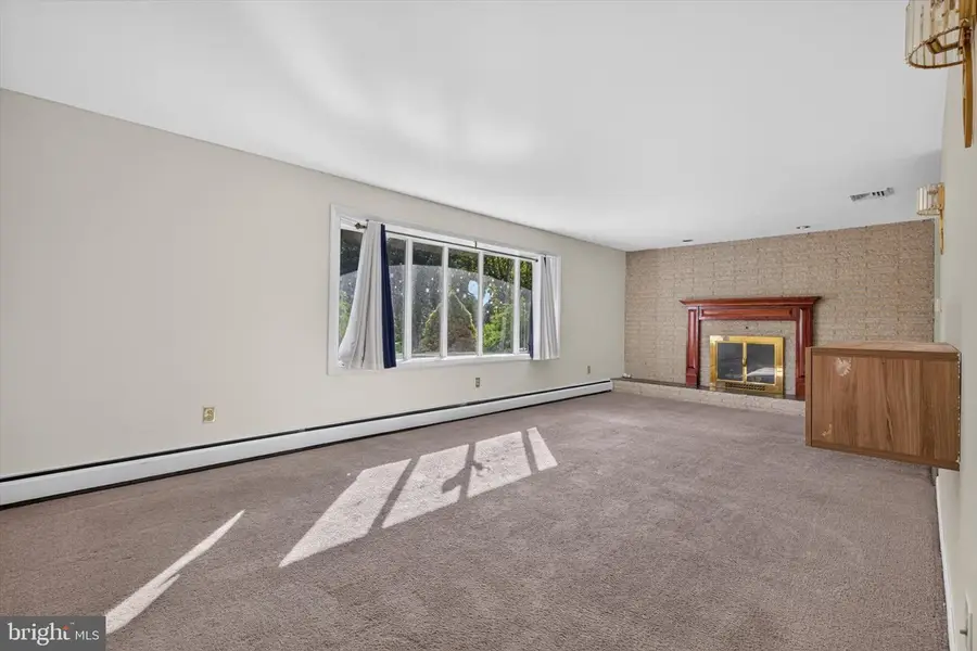 817 S Progress Ave, Harrisburg, PA 17111 - #3