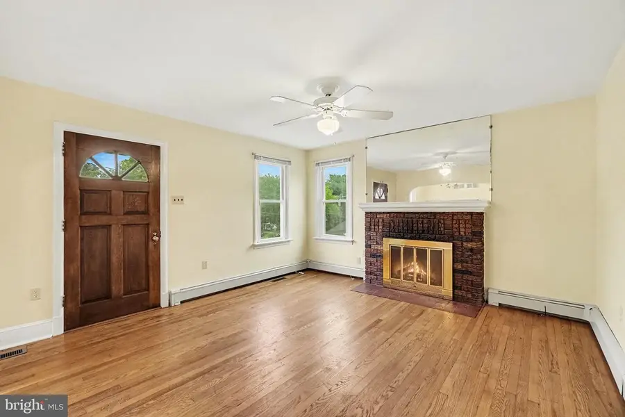 401 Wood St, Harrisburg, PA 17109 - #3