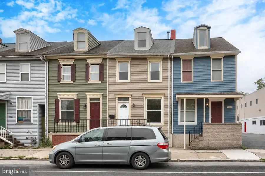 1523 Derry St, Harrisburg, PA 17104 - #2
