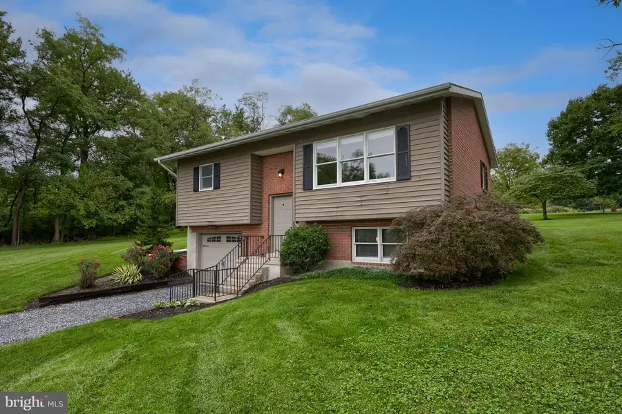 3207 Mill Rd, Elizabethtown, PA 17022 - #3