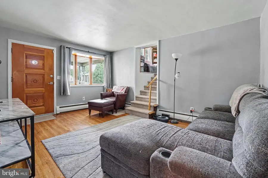 4609 Marblehead St, Harrisburg, PA 17109 - #3