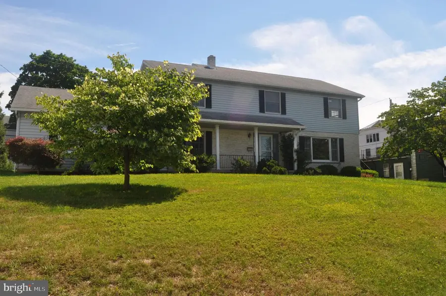 422 Market St, Millersburg, PA 17061 - #3