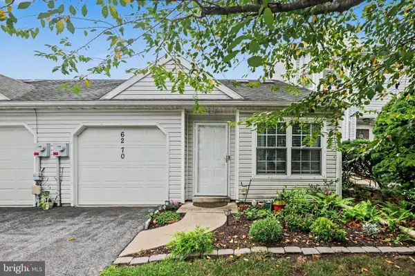 6270 Spring Knoll Dr, HARRISBURG, PA 17111