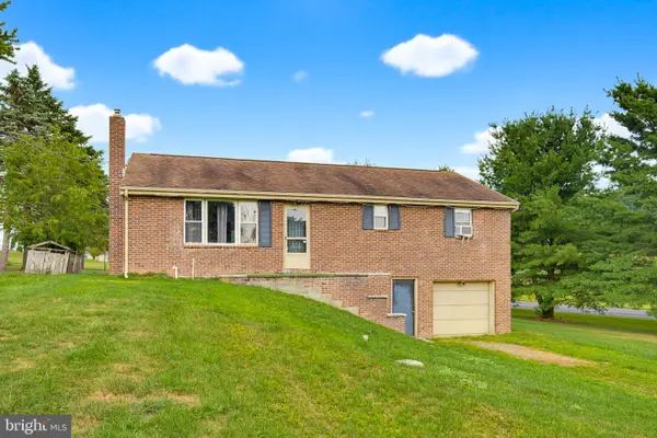 211 Kocher Ln, ELIZABETHVILLE, PA 17023