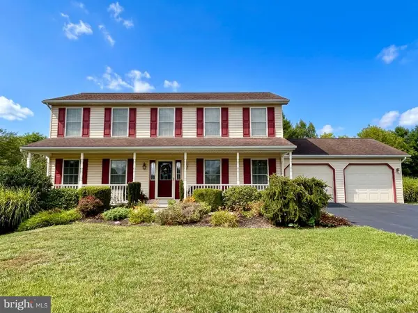 1807 Primrose Ln, DAUPHIN, PA 17018