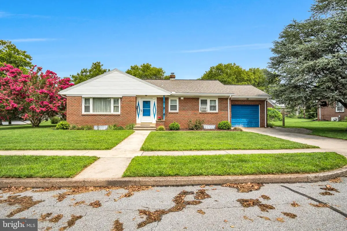 290 Dogwood Dr, Hummelstown, PA 17036 - #1