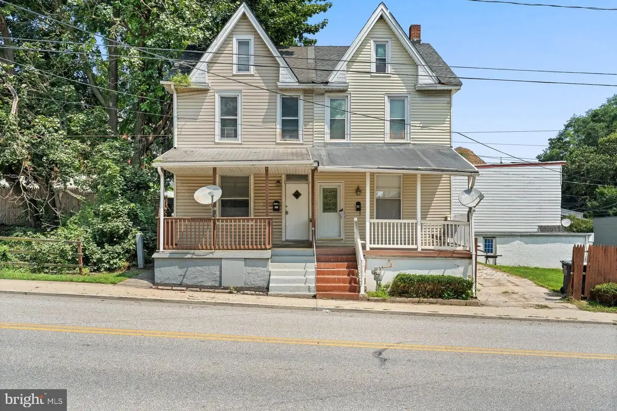 213 N Harrisburg St, Steelton, PA 17113 - #1