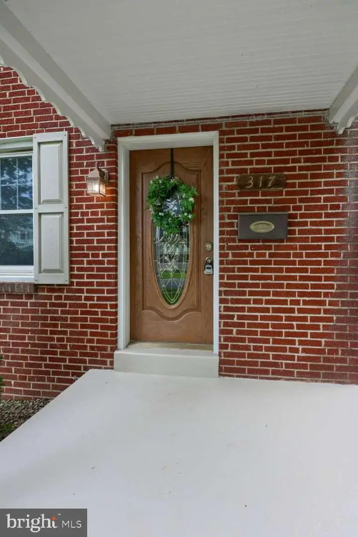317 Elm Ct, Middletown, PA 17057 - #1