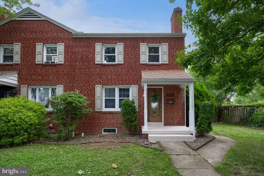 317 Elm Ct, Middletown, PA 17057 - #2