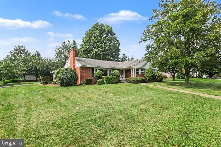 1548 Bachmanville Rd, Hershey, PA 17033 - #2