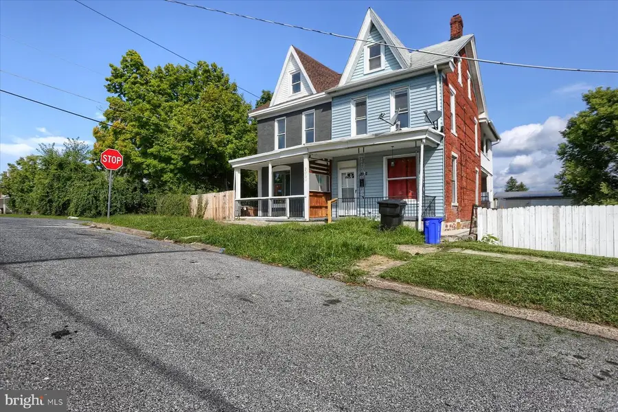 2000 Forster St, Harrisburg, PA 17103 - #3