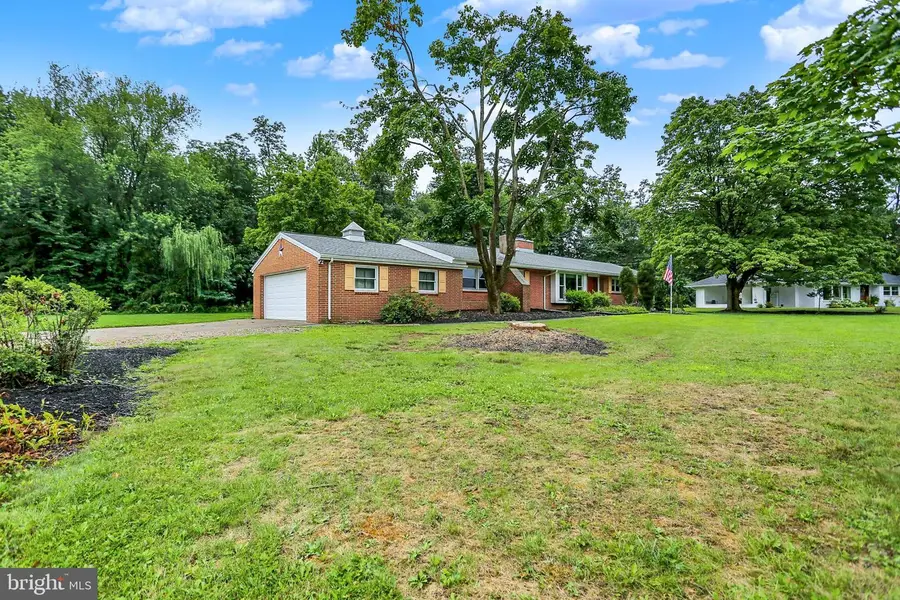 4323 Long Dr, Harrisburg, PA 17112 - #3