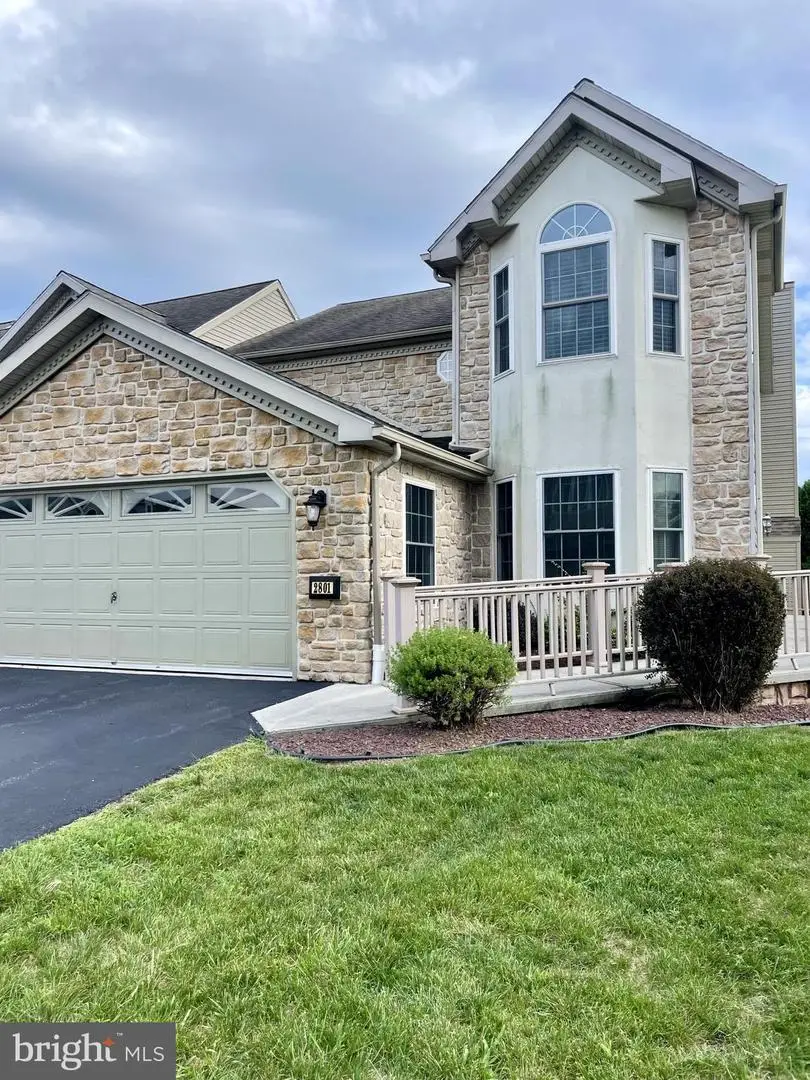 2801 Oakwood Dr, Harrisburg, PA 17110 - #1