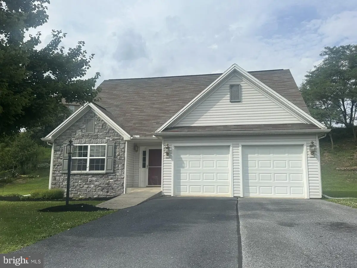 492 Princeton Rd, Harrisburg, PA 17111 - #1