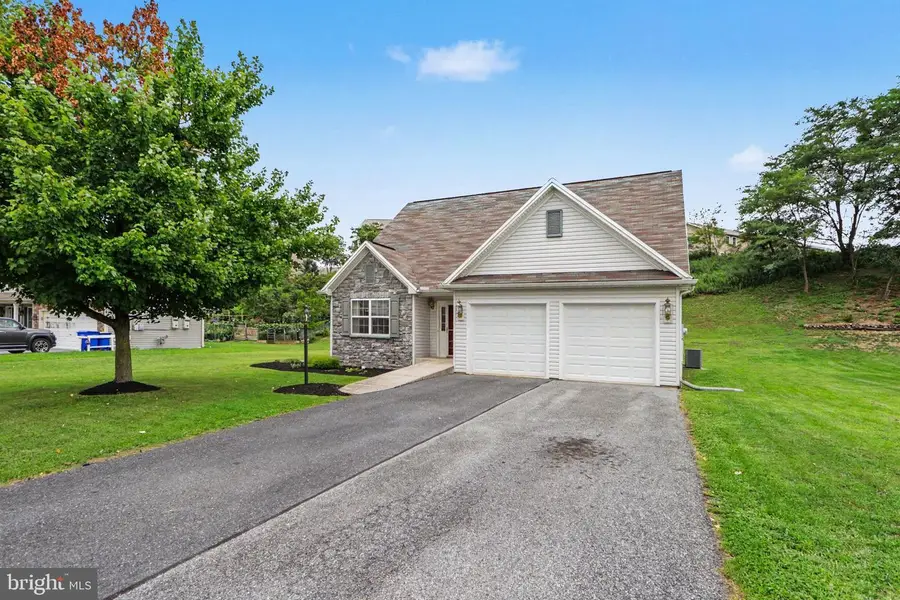 492 Princeton Rd, Harrisburg, PA 17111 - #2