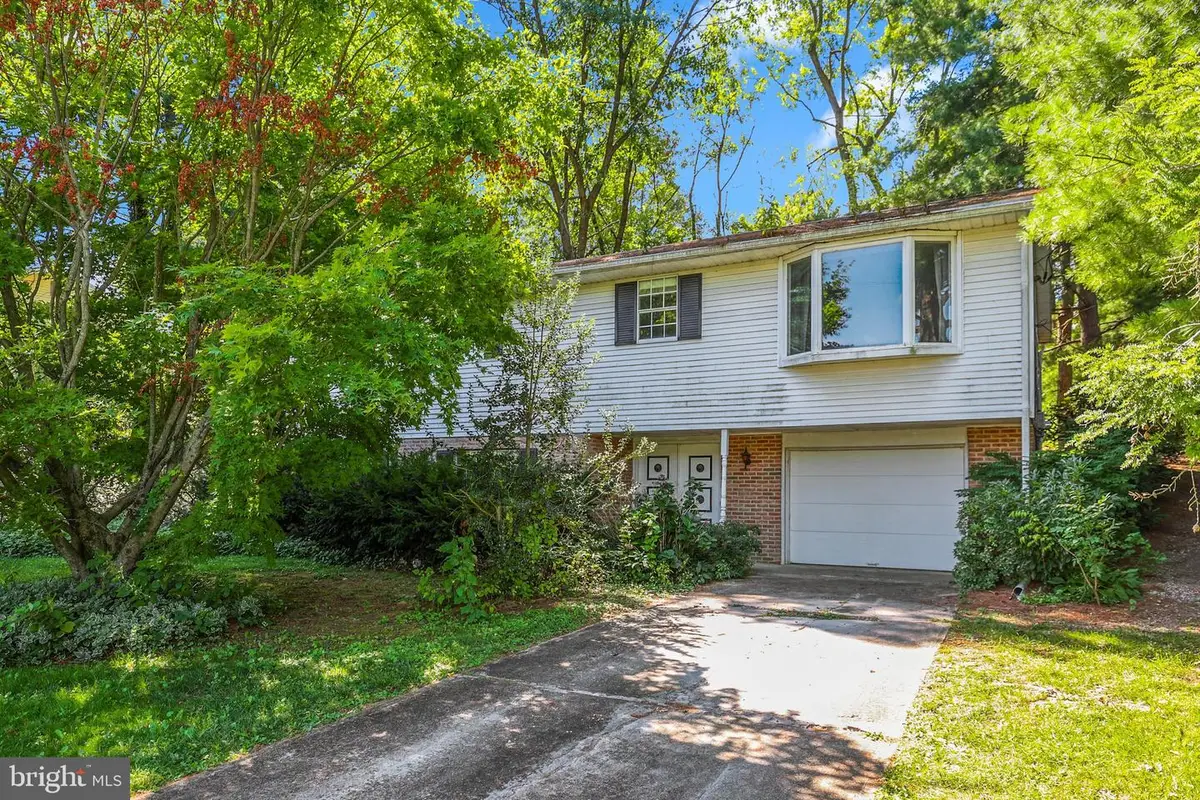 7904 Manor Dr, Harrisburg, PA 17112 - #1