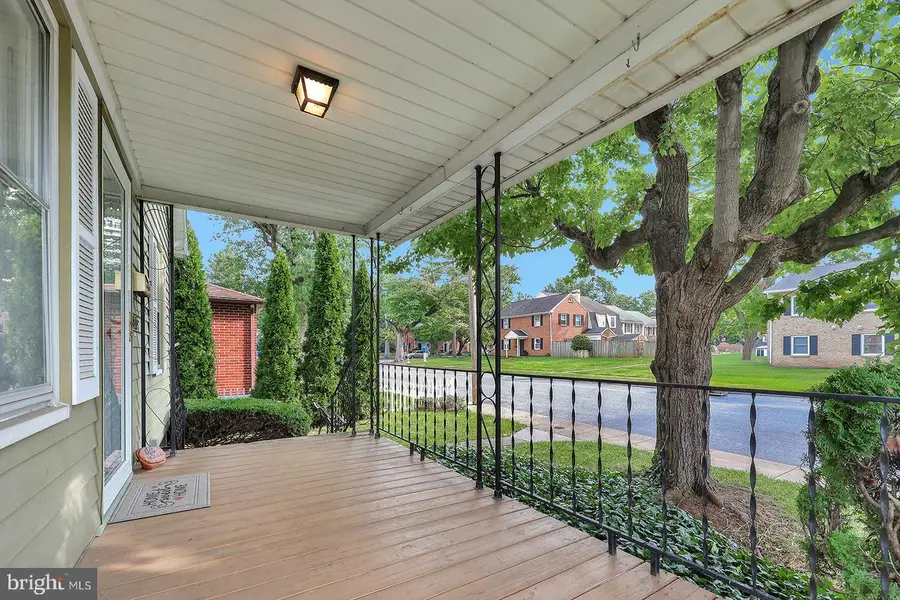 215 Hoffer St, Middletown, PA 17057 - #3