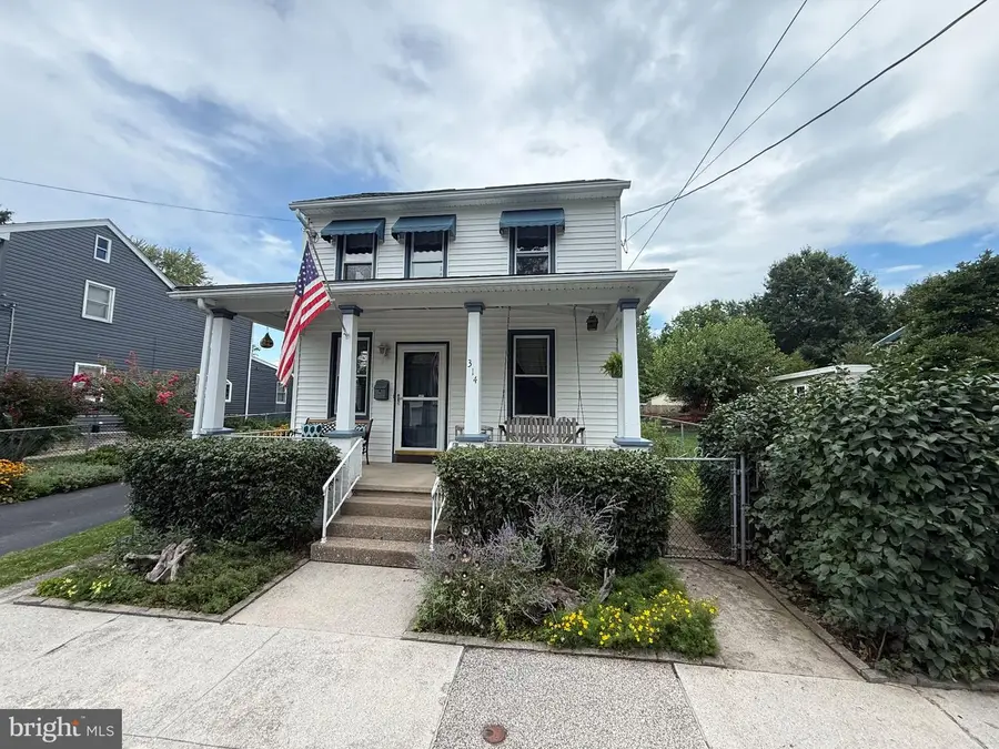 314 Water St, Middletown, PA 17057 - #2