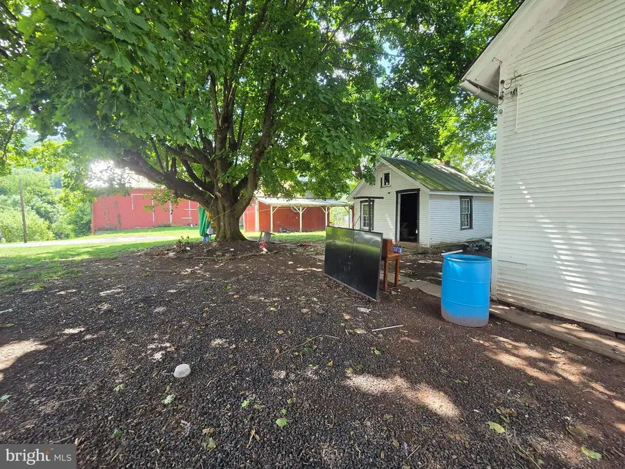 255 W Market St, Pillow, PA 17080 - #3