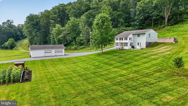 542 Honeymoon Trail Rd, LYKENS, PA 17048