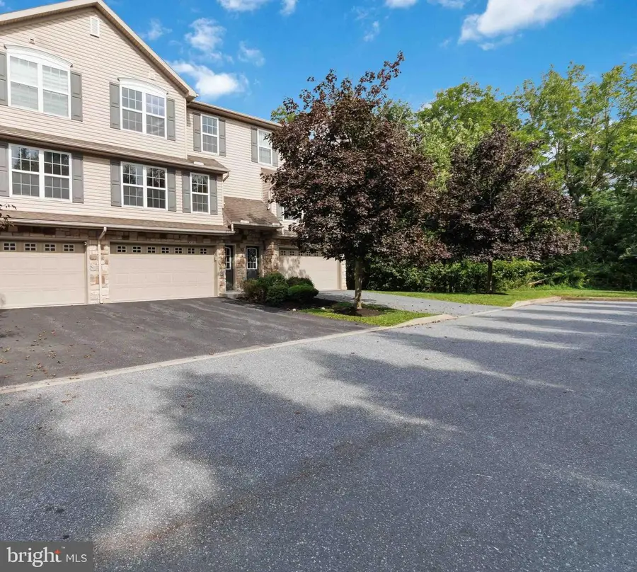 9089 Joyce Ln, Hummelstown, PA 17036 - #2