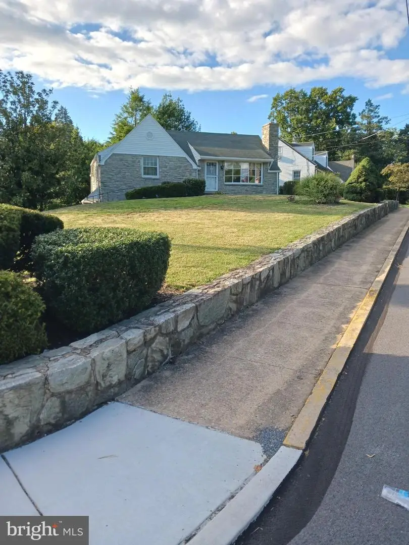 211 Wood St, Harrisburg, PA 17109 - #2