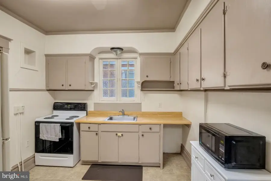 3201 Derry St, Harrisburg, PA 17111 - #2