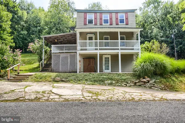 301 Lenker Rd, MILLERSBURG, PA 17061