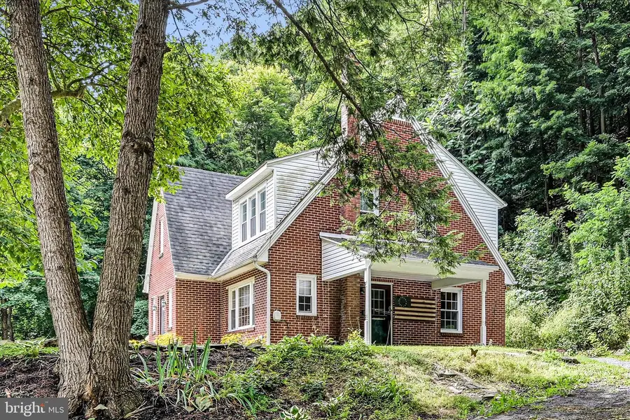 384 S Chestnut St, Pillow, PA 17080 - #3