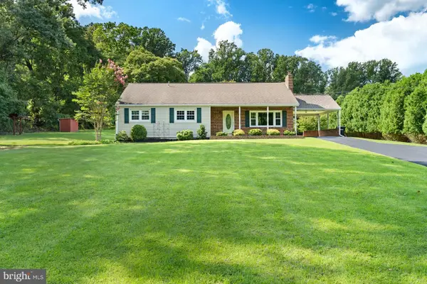 2012 Miller Rd, HUMMELSTOWN, PA 17036