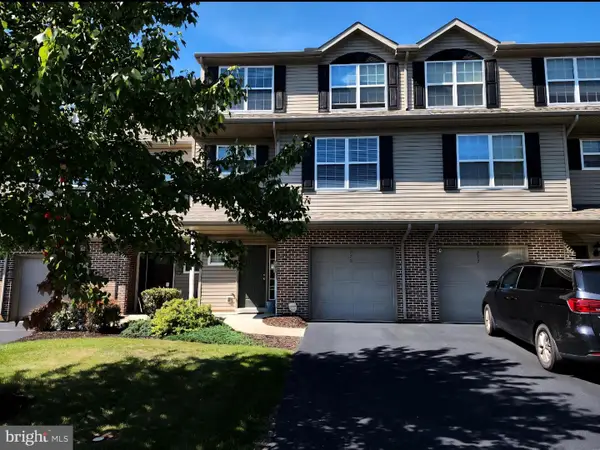 275 Thrush Dr, HUMMELSTOWN, PA 17036