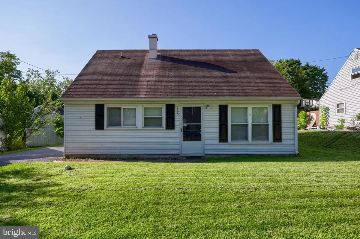 366 Cypress St, Middletown, PA 17057 - #1