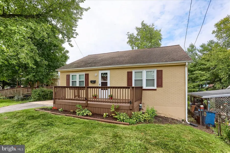 220 N Duke St, Hummelstown, PA 17036 - #2