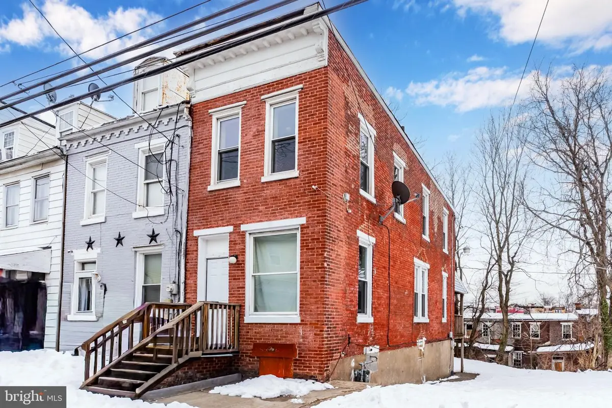 1235 Bailey St, Harrisburg, PA 17103 - #1