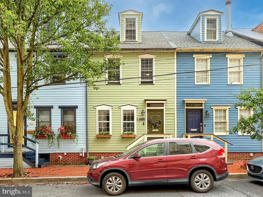 909 Capital St, Harrisburg, PA 17102 - #2