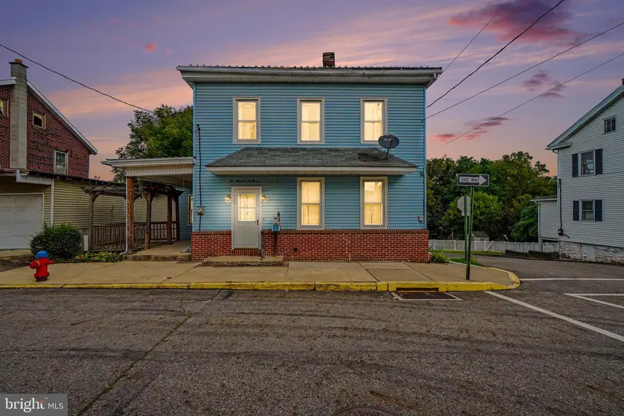 295 Moore St, Millersburg, PA 17061 - #2
