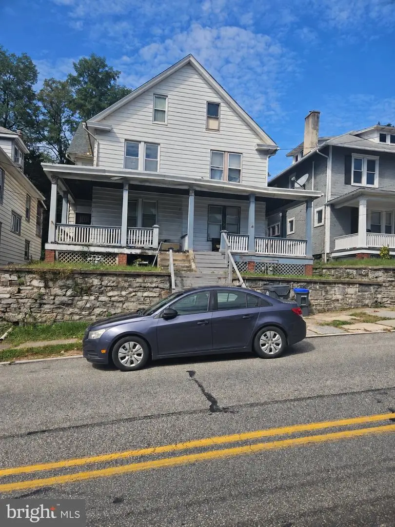 421 Pine St, Steelton, PA 17113 - #2