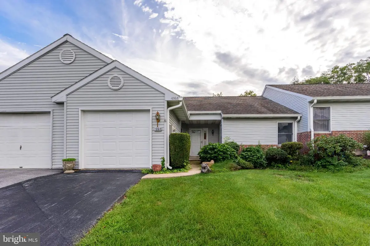 1068 Country Hill Dr, Harrisburg, PA 17111 - #1