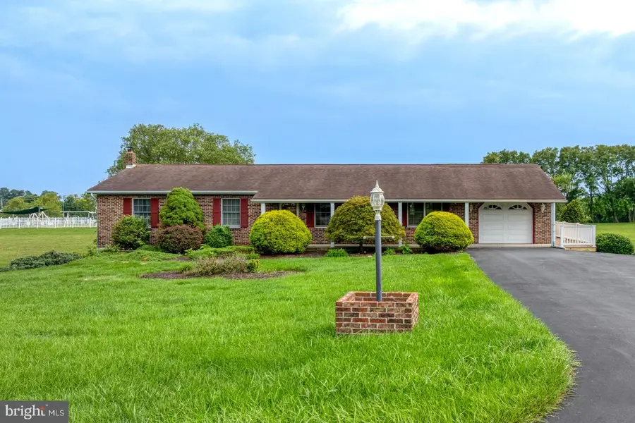 201 Kelley Ct, Grantville, PA 17028 - #2