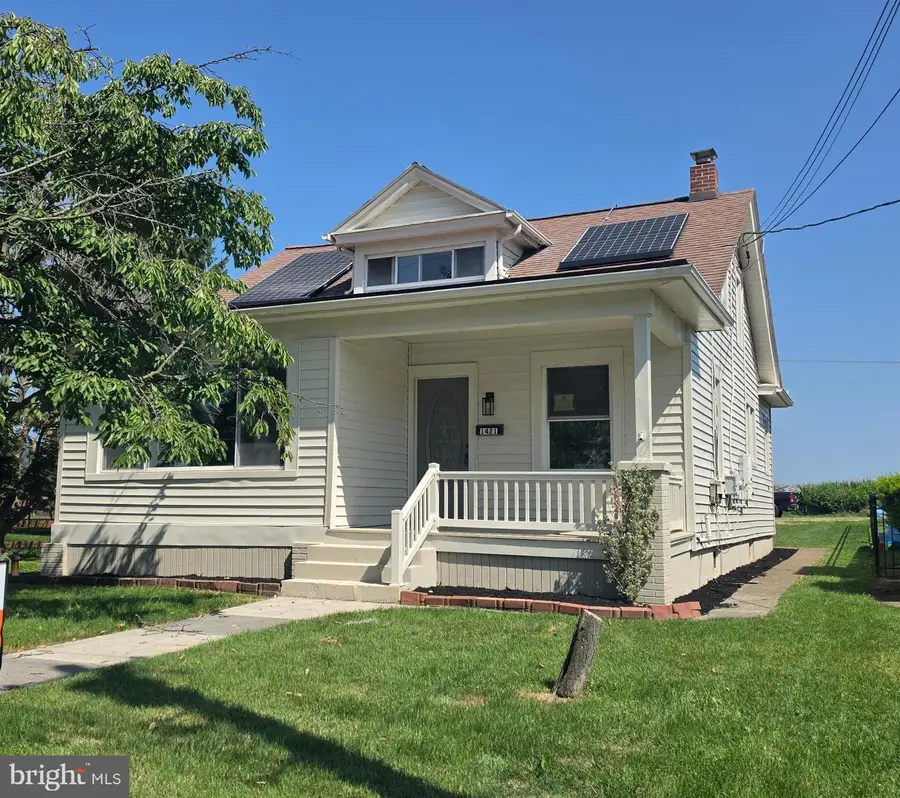 1421 E Derry Rd, Hershey, PA 17033 - #2