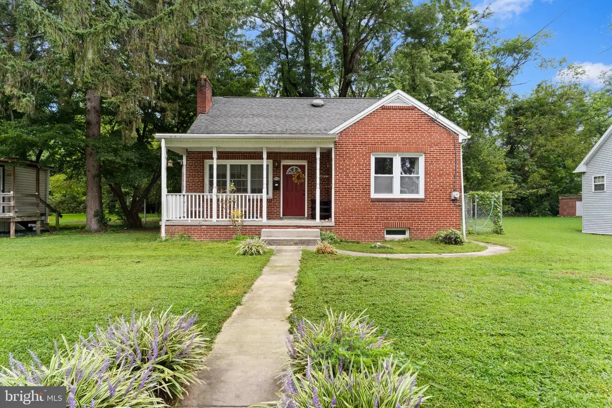 470 Willow St, Highspire, PA 17034 - #1